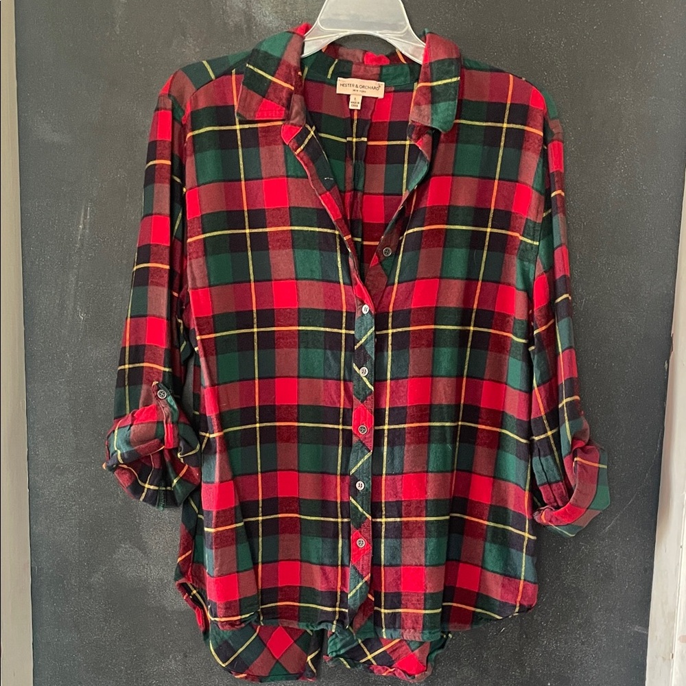 Heater & Orchard red/green Plaid Button-Up Shirt size L